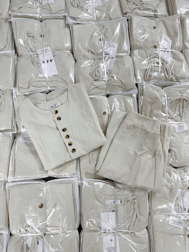 SET ĐŨI BA LỖ KÈM CHÂN VÁY DÀI NỮ
