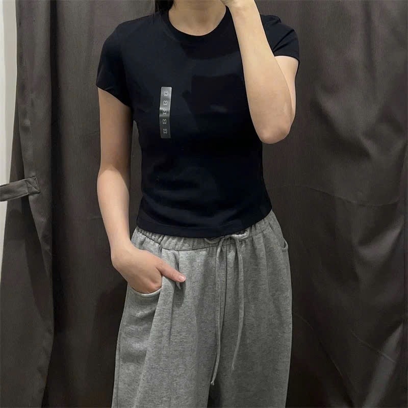 COMBO 2 ÁO ZIP CỘC TAY UNIQLO NỮ SẴN(XẢ 79k)