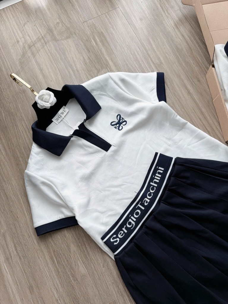 SET ÁO PHÔNG CHÂN VÁY XẾP LI NỮ