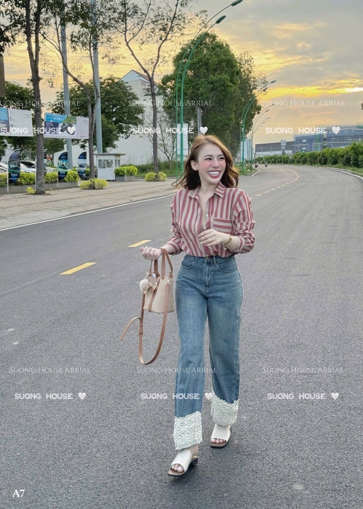 ÁO SƠ MI KẺ SỌC TÚI TRƯỚC NỮ