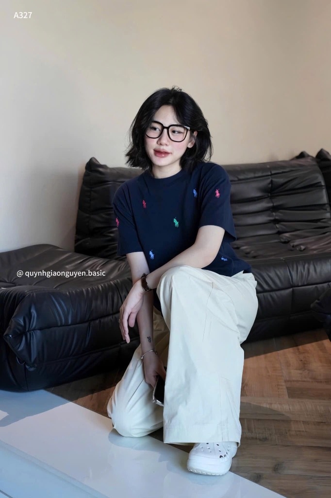ÁO PHÔNG THÊU TRÀN NGỰA POLO 2M THAN TRẮNG NEW CHO NỮ
