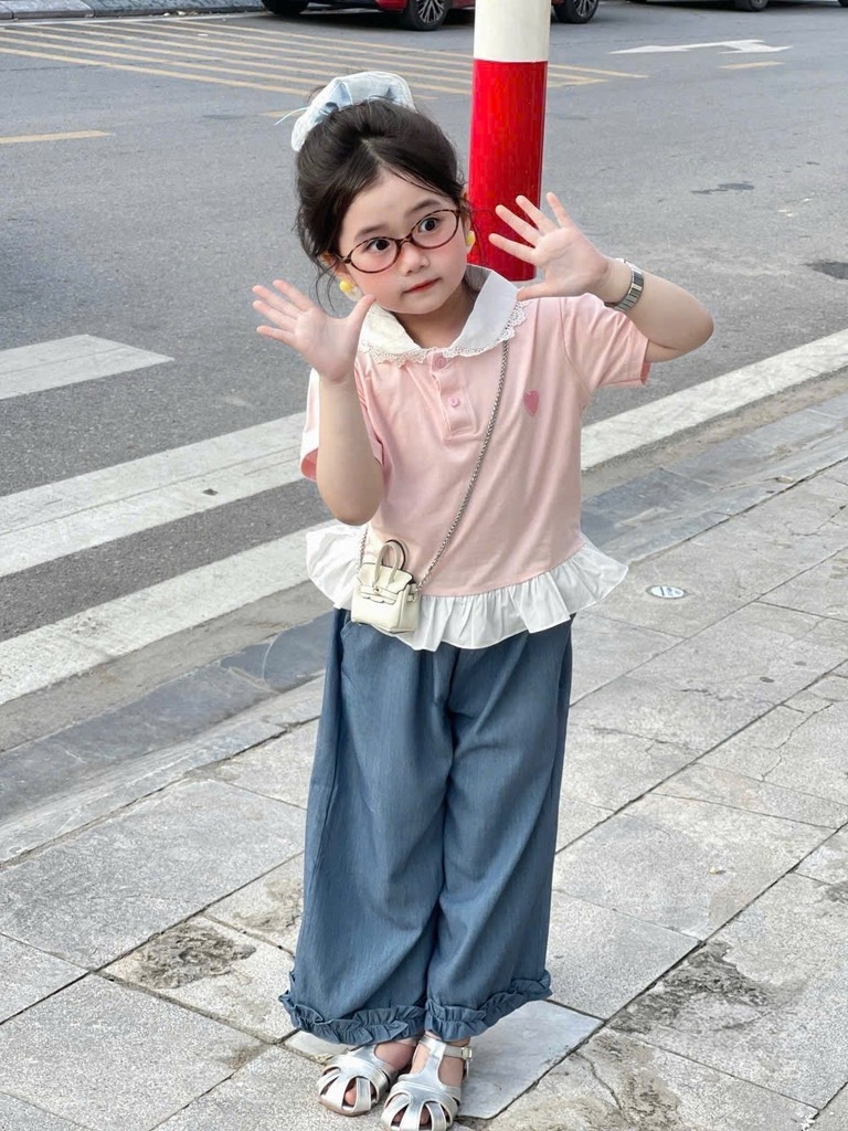 SET ÁO COTTON PHỐI QUẦN GIẤY BÉ GÁI NHỠ
