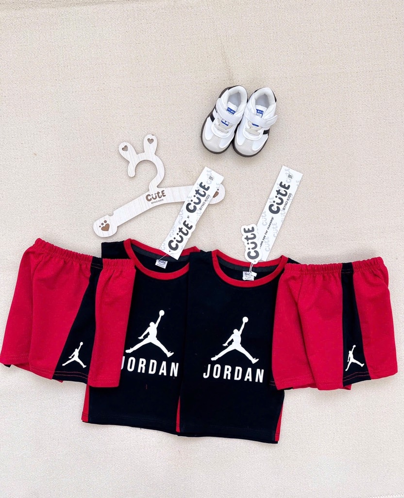 BỘ THỂ THAO JORDAN ĐEN PHỐI ĐỎ CHO BÉ TRAI(SALE 59k)