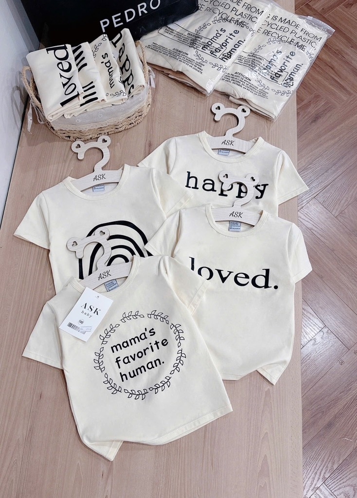 SET 4 ÁO PHÔNG CỘC TAY LOVED HAPPY MÀU BE BÉ TRAI BÉ GÁI SẴN (SALE 89k )