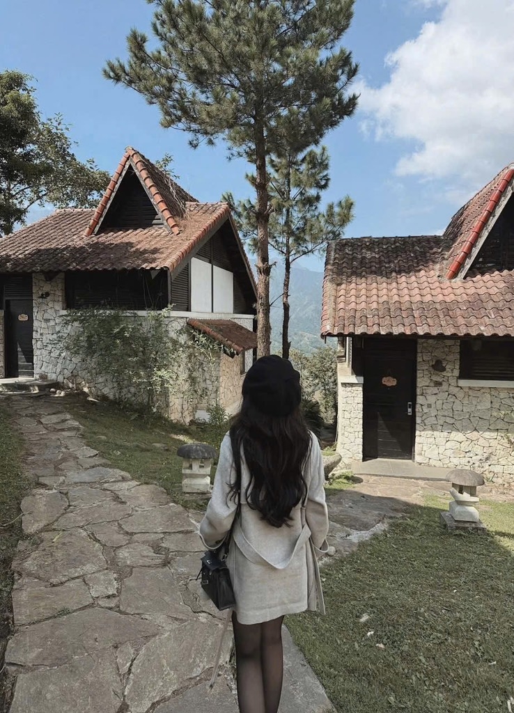 ÁO KHOÁC DẠ DÁNG CHÙM MÔNG NỮ THU ĐÔNG