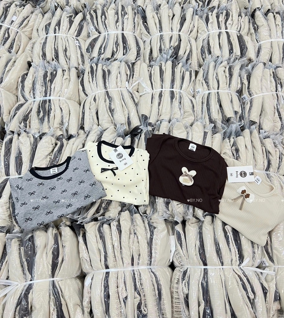 SET 2 BỘ DÀI XÁM KEM - NÂU BE BÉ GÁI