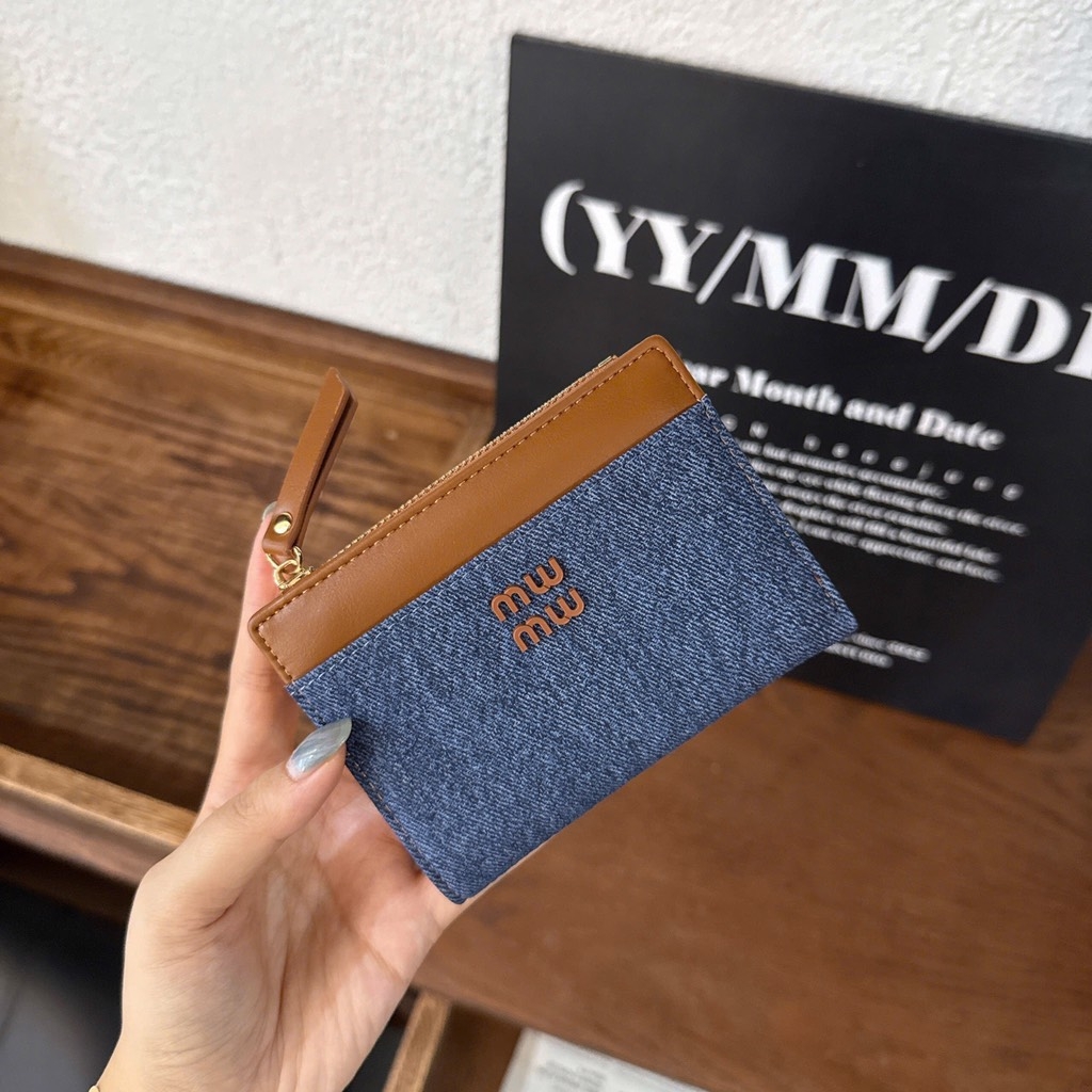 PHỤ KIỆN - VÍ CẦM TAY MIU MIU NHIỀU MÀU