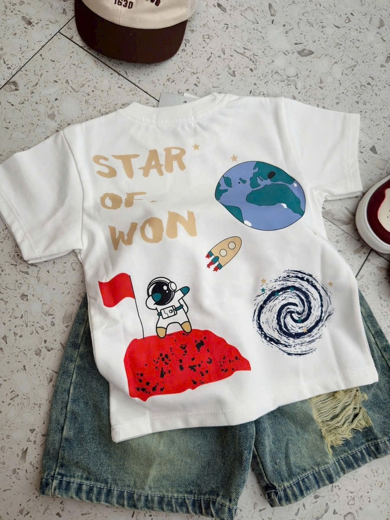 SET ÁO STAR SHIP BO CỔ QUẦN BÒ RÁCH BÉ TRAI SẴN (XẢ 69k)