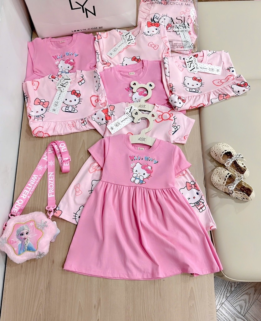 SET 2 VÁY KITTY BÈO HỒNG BÉ GÁI