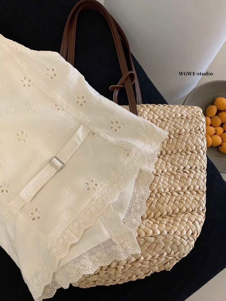 ÁO REN HOA 2 LỚP ĐAI SAU NỮ