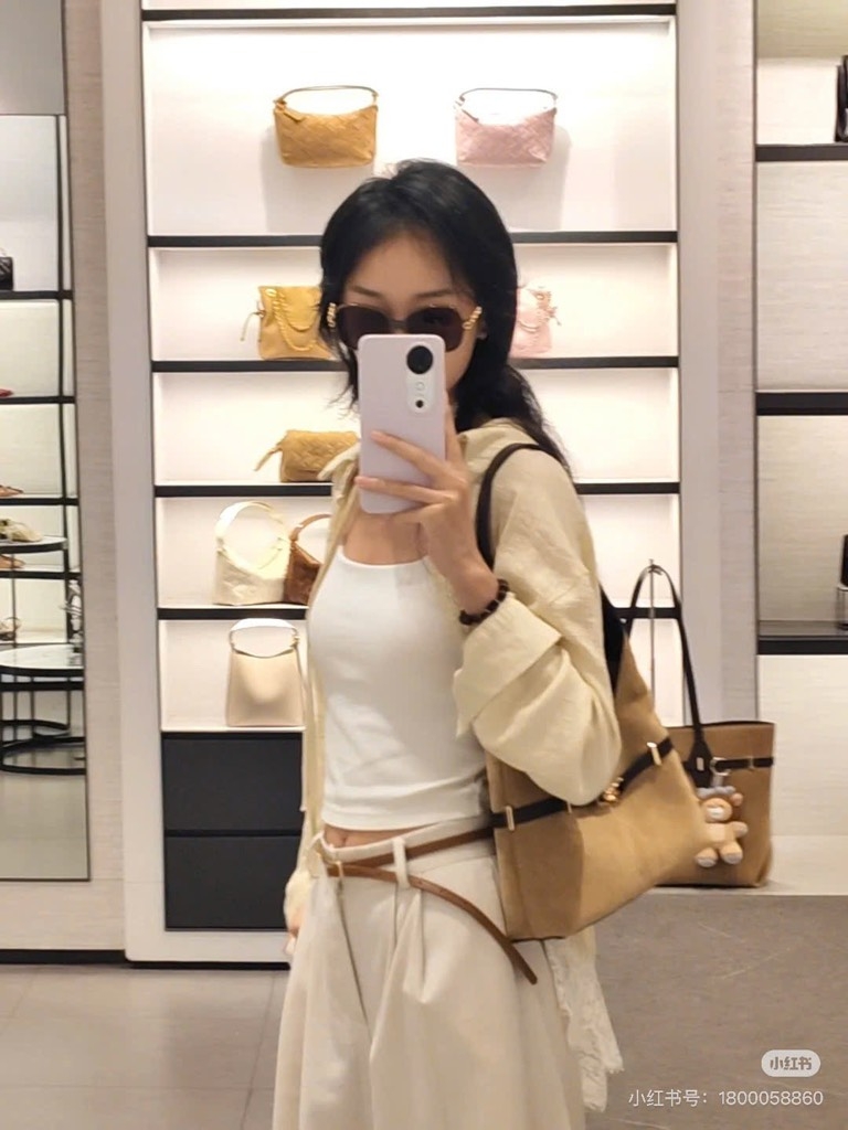 TÚI XUẤT DƯ CLK NỮ