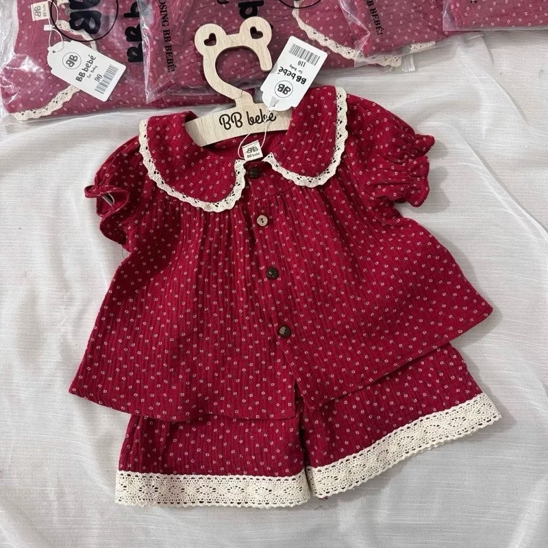 BỘ XÔ MUSLIN HOA NHÍ ĐỎ BÉ GÁI SẴN