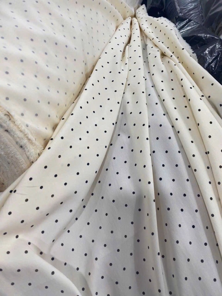 VÁY CHẤM BI CỔ SEN NƠ NỮ(XẢ 119k)
