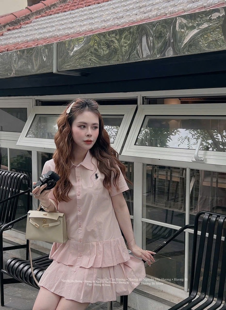 VÁY HỒNG CỔ SƠ MI THÊU NGỰA NỮ SẴN (XẢ 95k)