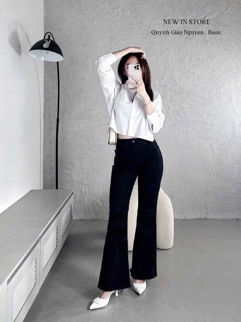 QUẦN JEANS NỮ ĐEN LOE SẴN (XẢ 89k)