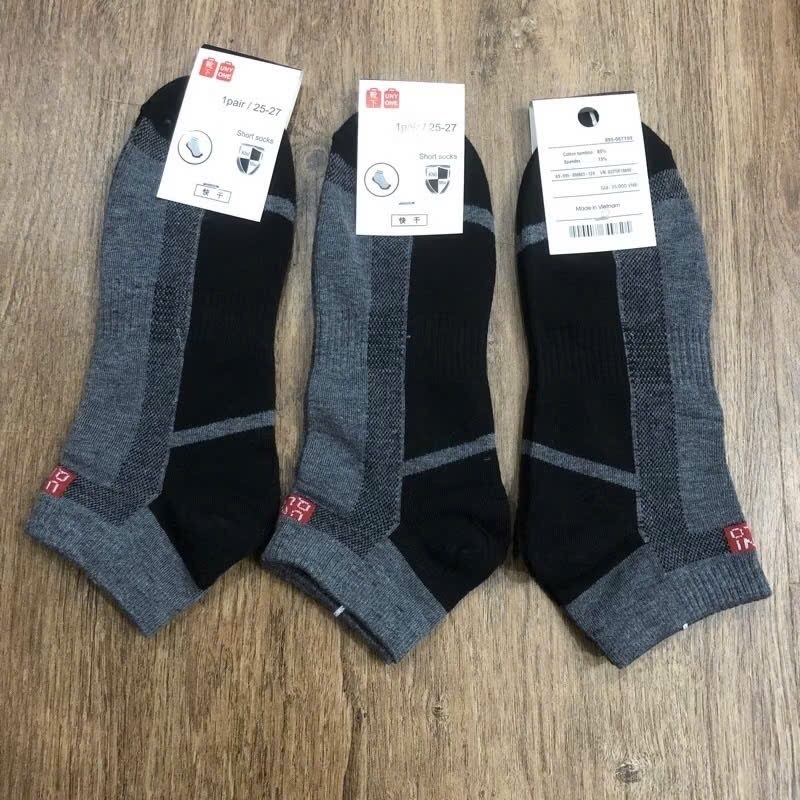 ĐỒ LÓT - TẤT NAM UNIQLO CỔ DÀI VÀ NGẮN