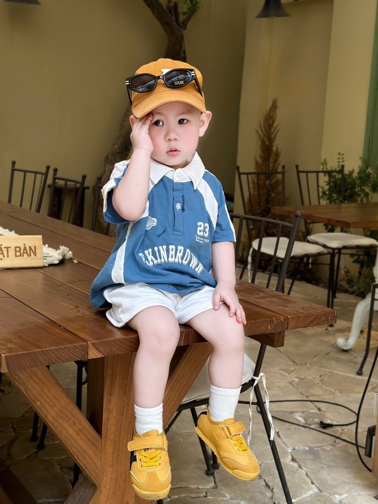 SET POLO PHỐI XANH TRẮNG BÉ TRAI SẴN( xả 57k )
