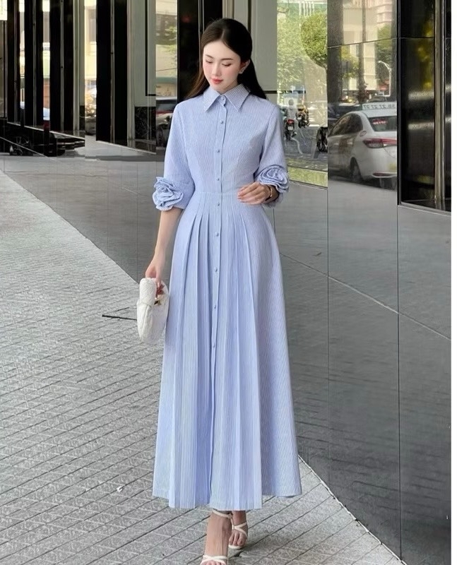 VÁY KẺ LI TRƯỚC HOA TAY CÚC BỌC NỮ SẴN