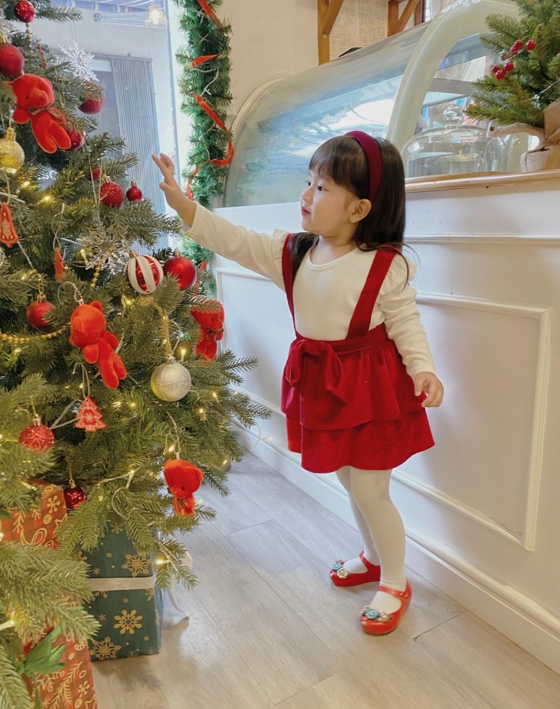 VÁY YẾM ÁO BÉ GÁI XẢ