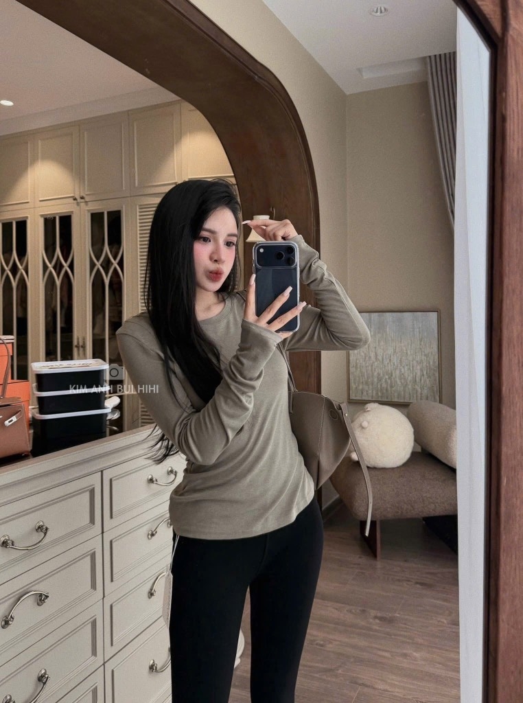 SET ÁO THUN ZIP 2 MÀU RÊU TRẮNG NỮ THU ĐÔNG