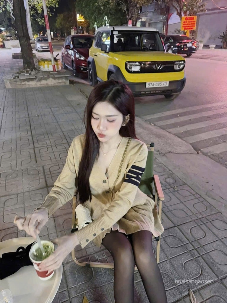ÁO LEN CARDIGAN TAY SỌC MÀU BE NỮ THU ĐÔNG