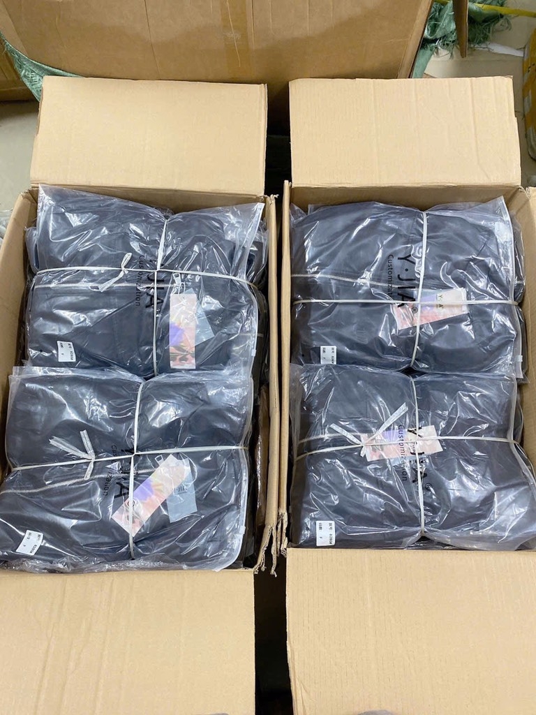 ÁO KHOÁC DA ĐEN CỔ BẺ NỮ