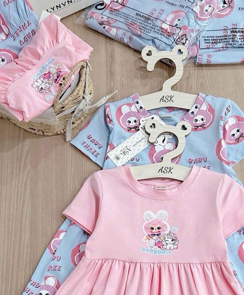 SET 2 VÁY BABYTHREE HỒNG XANH BÉ GÁI