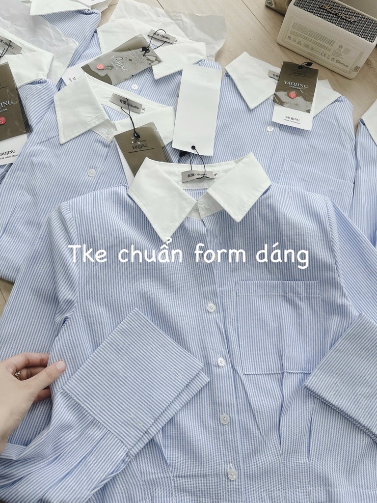ÁO SƠ MI KẺ XANH PHỐI LI EO ĐỆM VAI NỮ SẴN