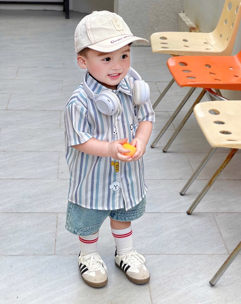 SET ÁO SƠ MI CỘC TAY KẺ KÈM QUẦN BÒ BÉ TRAI