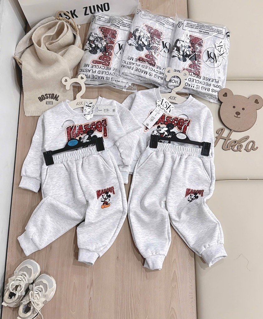 BỘ DÀI NỈ HAI DA MICKEY XÁM BÉ GÁI