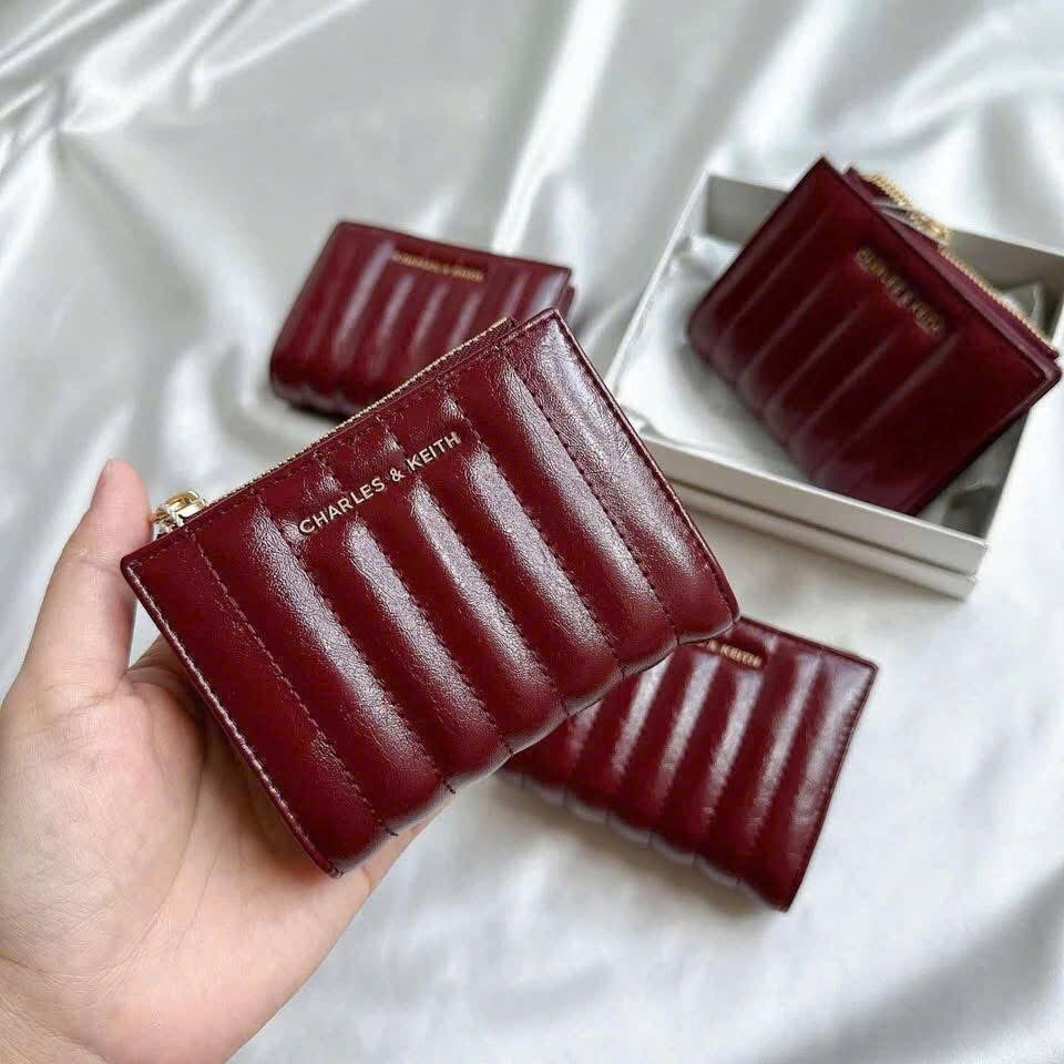 PHỤ KIỆN - VÍ CHARLES & KEITH NỮ ĐỎ