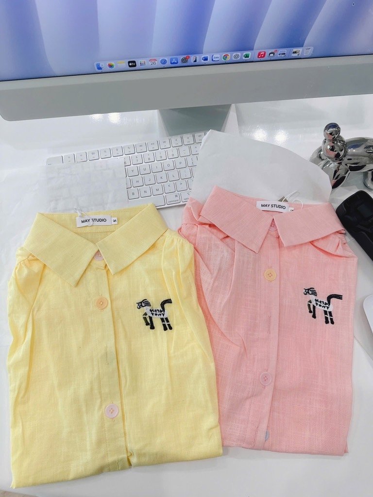 ÁO SƠ MI TAY LIỀN CÚC THÊU NGỰA NỮ