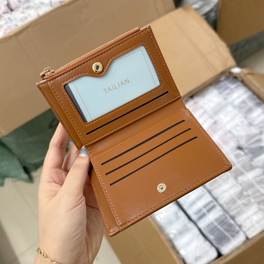 PHỤ KIỆN - VÍ CẦM TAY MIU MIU NHIỀU MÀU