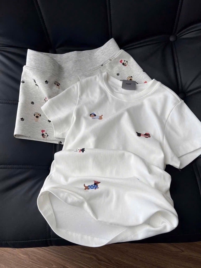 SET BỘ ÁO THUN HÌNH CHÓ QUẦN ĐÙI NỮ