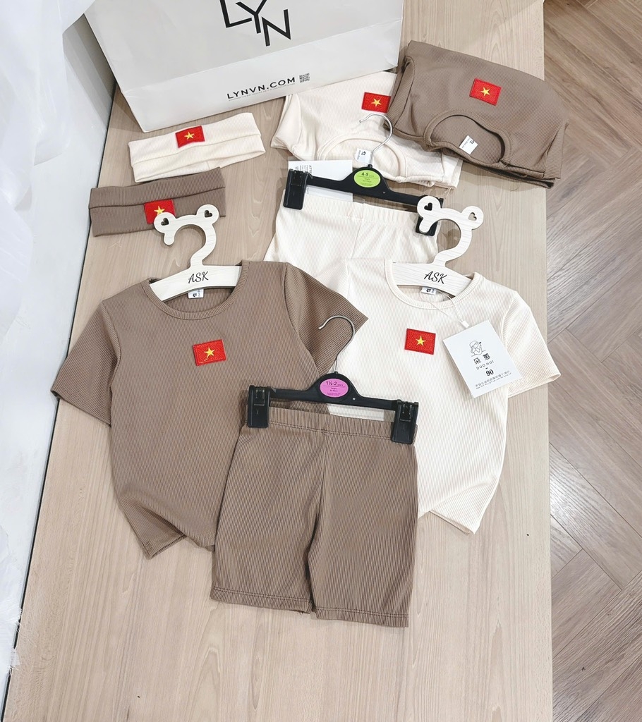 SET 2 BỘ CỜ CỘC BE TRẮNG CHO BÉ TRAI GÁI SẴN(XẢ 69k)