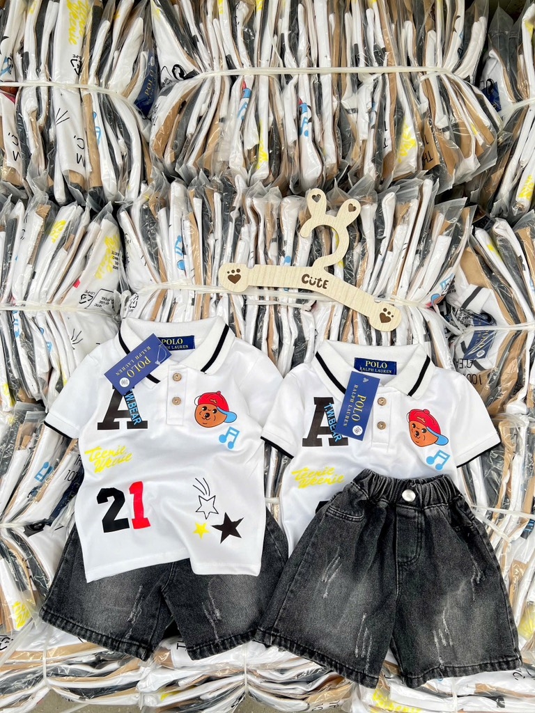 SÉT ÁO POLO GẤU WHO.AU QUẦN SHORT JEAN KHÓI BÉ TRAI NEW( xả 79k)