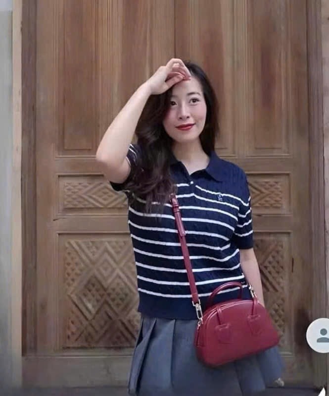 ÁO LEN KẺ THÊU GẤU CỘC TAY NỮ SẴN (SALE 95k)