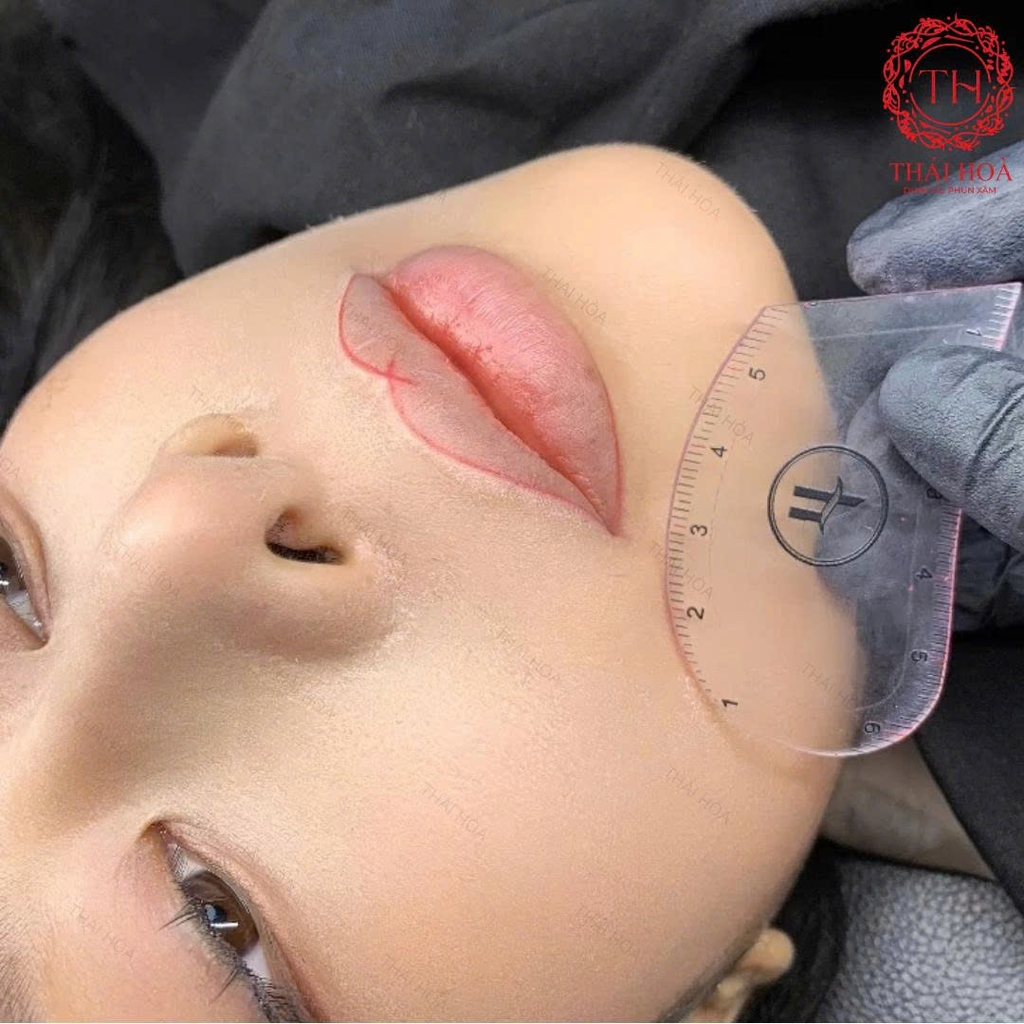 THƯỚC HT VẼ SỢI HAIRSTROKE – CÔNG CỤ ĐO DÁNG CHUẨN, VẼ SỢI ĐẸP TỰ NHIÊN