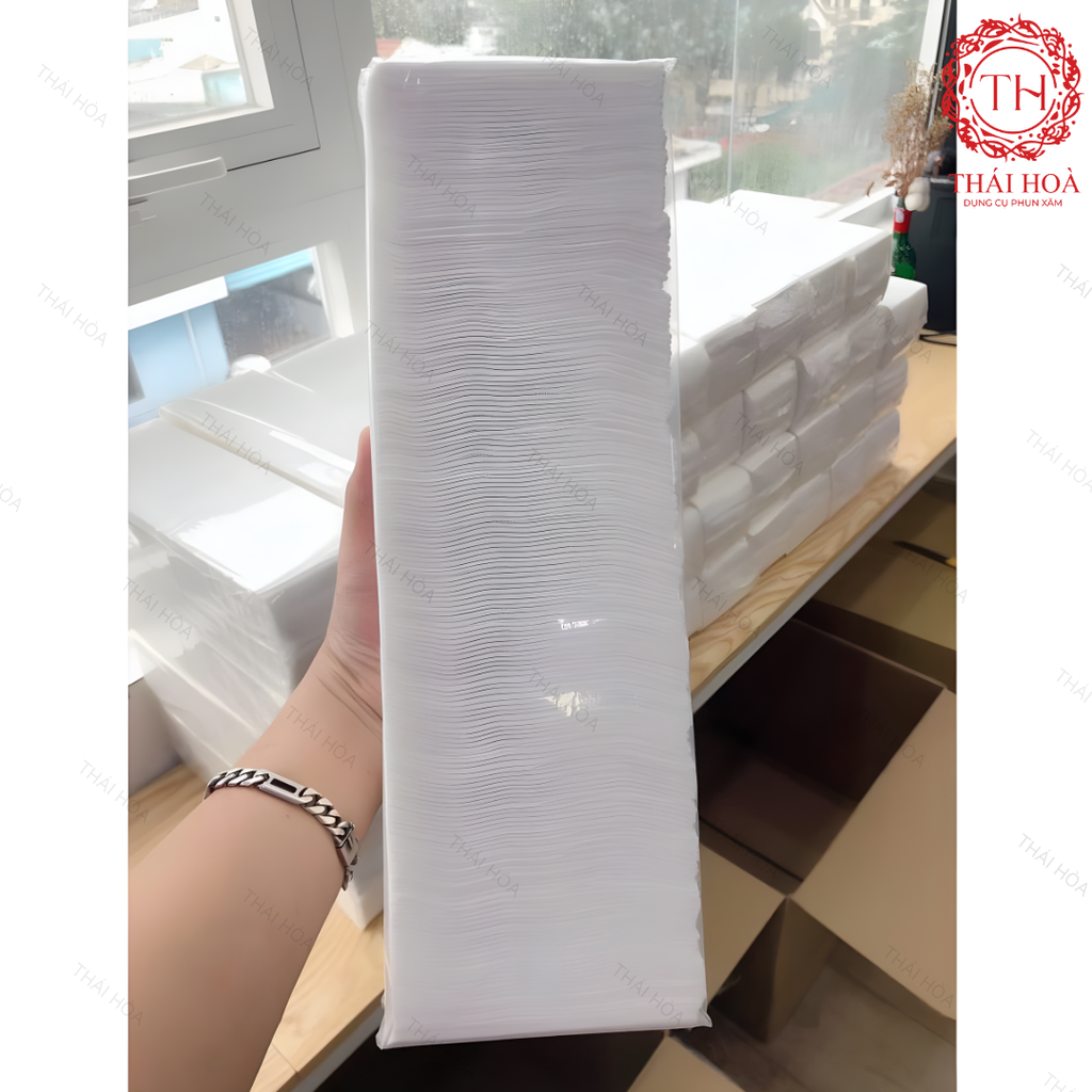 Khăn Giấy Lau Mặt Spa Cao Cấp Loại 1 – 200 Tờ/ Cây, Thấm Nhanh, Mềm – Dùng Cho Thẩm Mỹ & Spa
