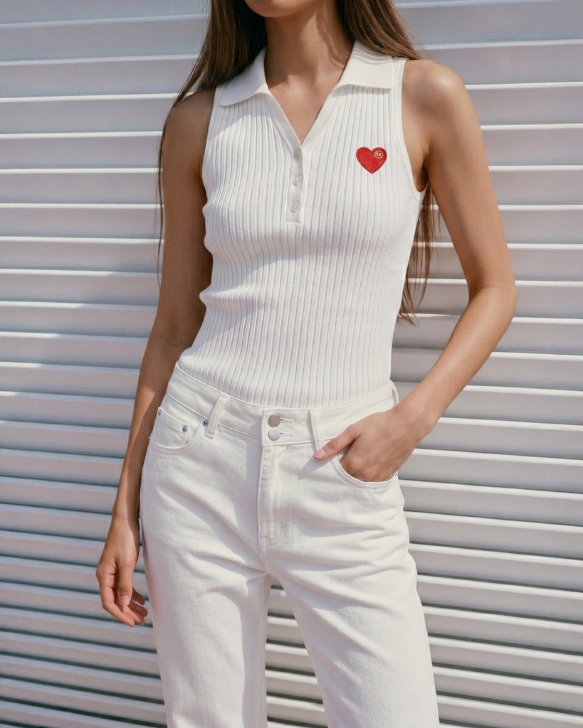 Áo thun Heart-Embroidered Polo Tanktop