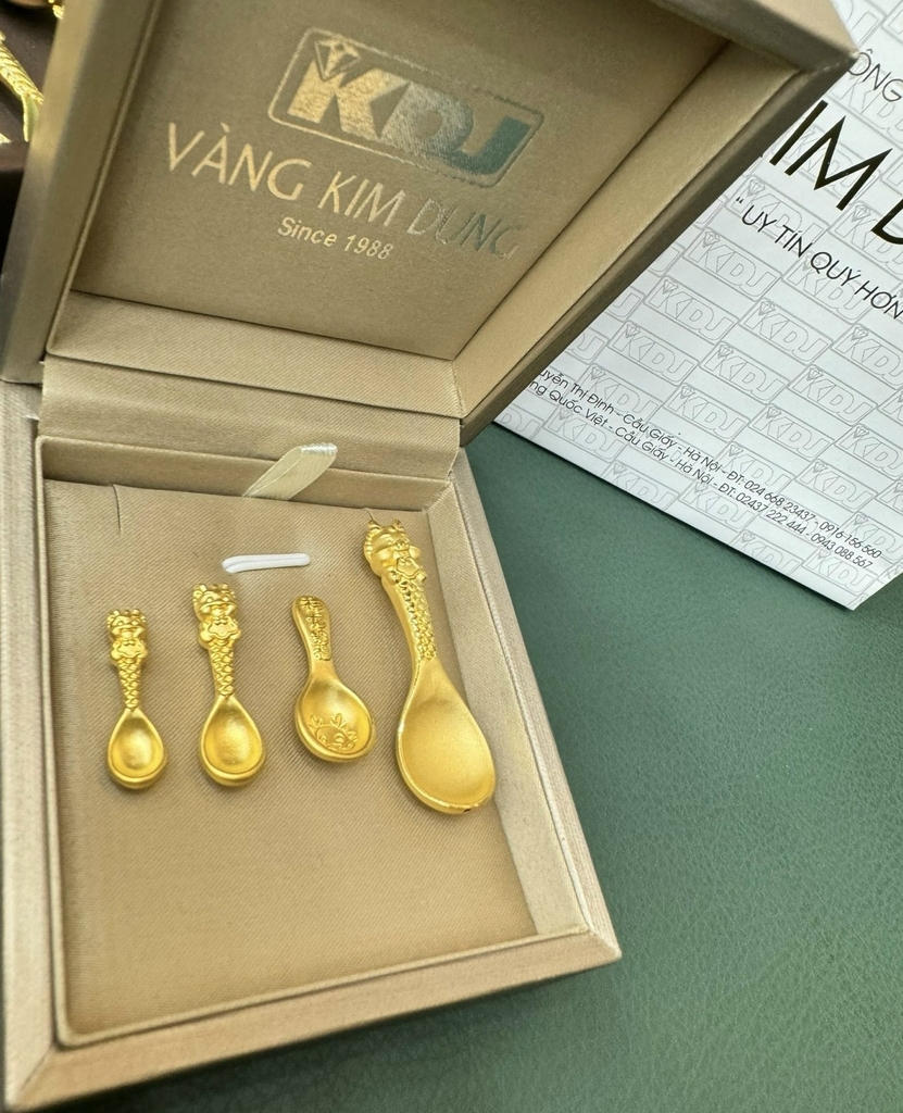 Thìa vàng rồng vàng 24k bản 0.26 chỉ