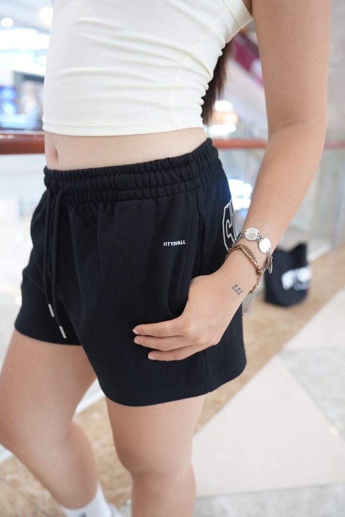 Quần Shorts SUMMERSQUAT - Đen