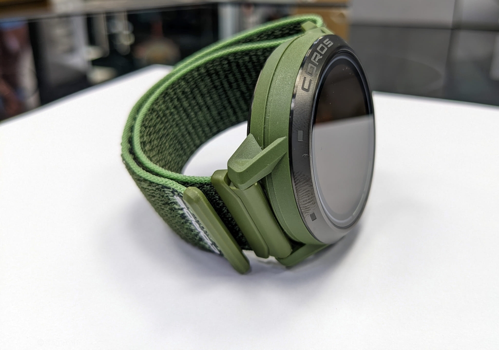 Đồng hồ GPS thể thao COROS APEX 2 & COROS APEX 2 Pro