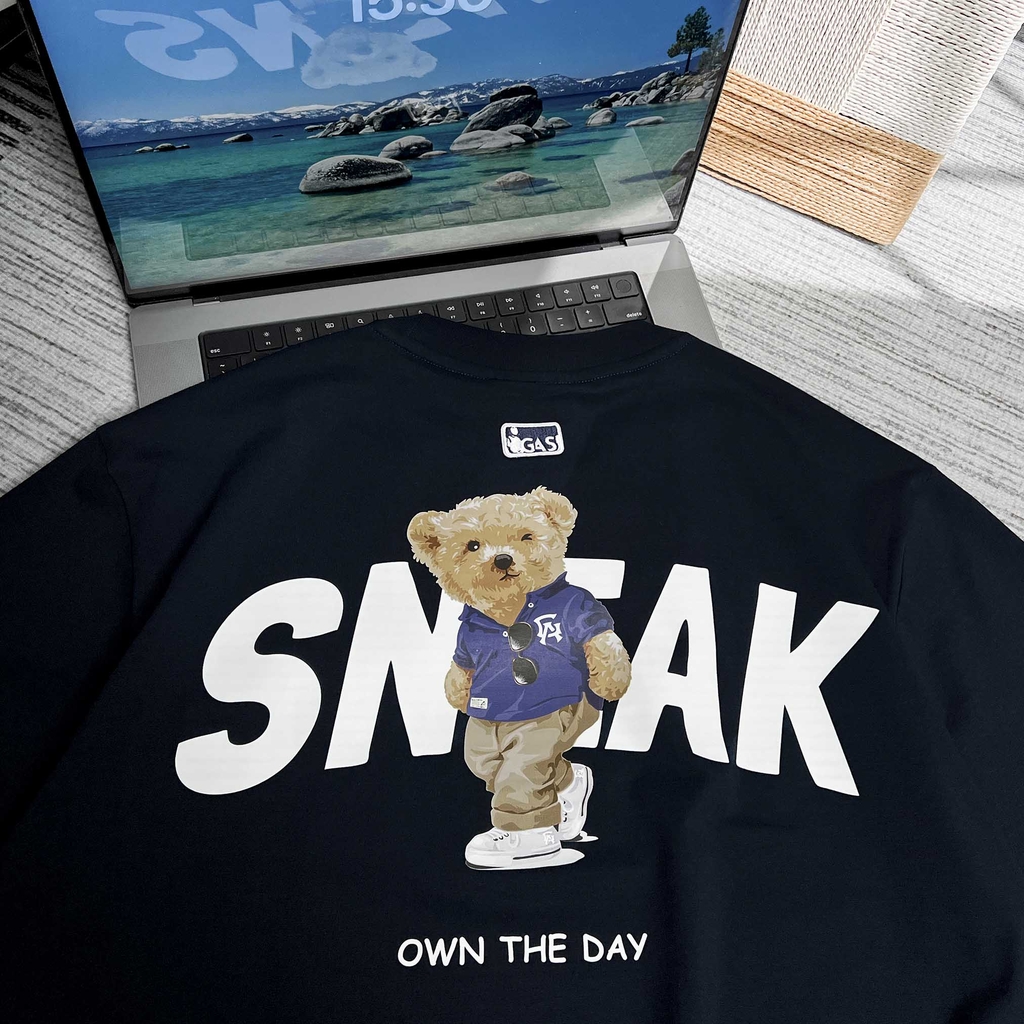 Áo thun Gasi Xanh Đen in Gấu Sneaker