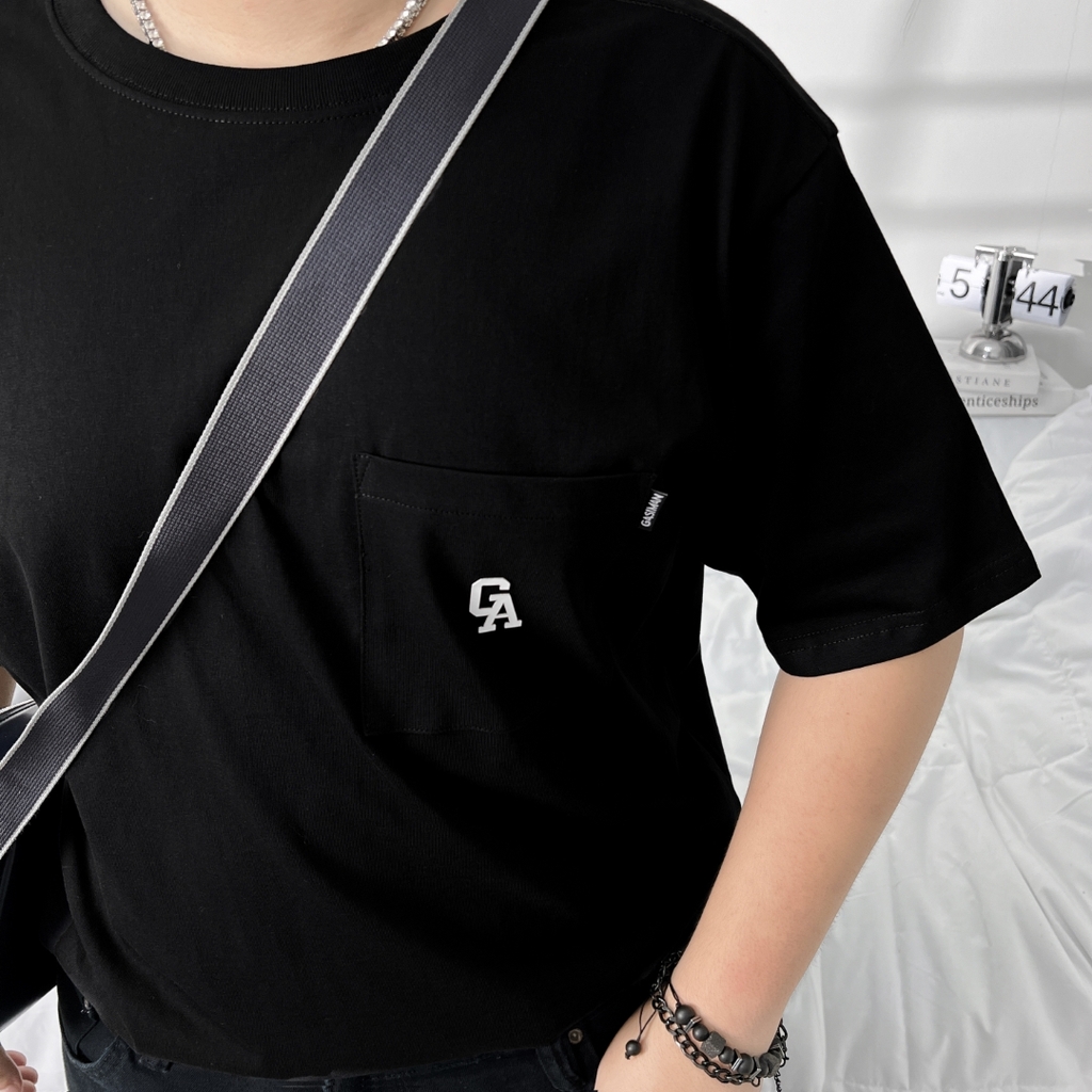 Áo Thun Bigsize Logo GA có Túi Màu Đen