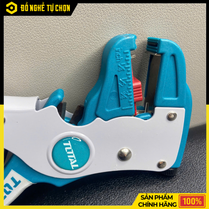 Kềm tuốt dây điện mỏ quạ hiệu Total THT15606