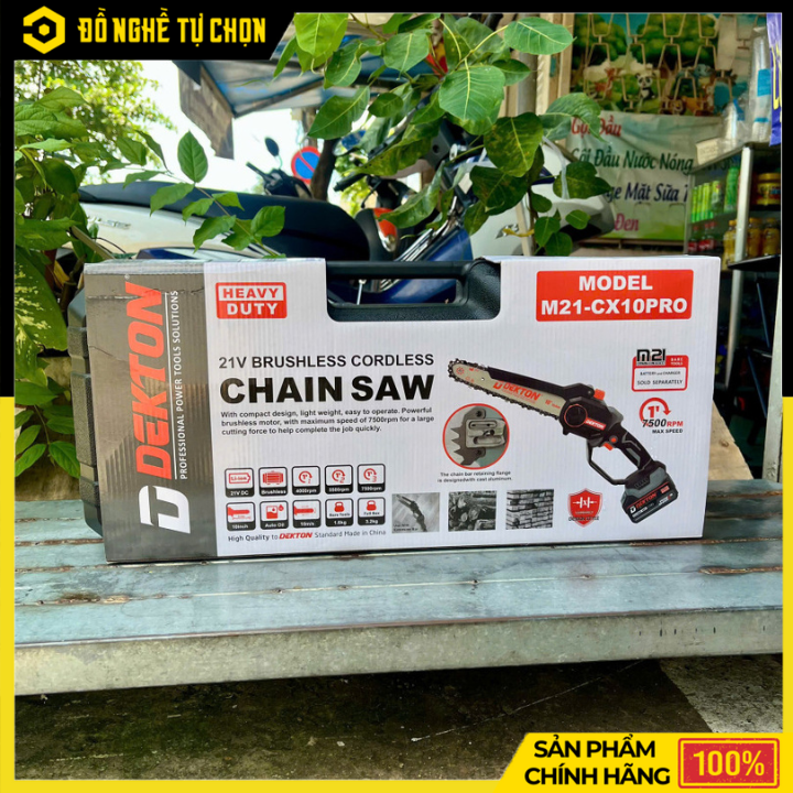 [THÂN] Máy Cưa Xích Dùng Pin 21V Dekton M21-CX10XPRO 10 Inch – Brushless Mạnh Mẽ, Điều Chỉnh 3 Tốc Độ, Cắt Nhanh Chính Xác, Hàng Chính Hãng, Có VAT