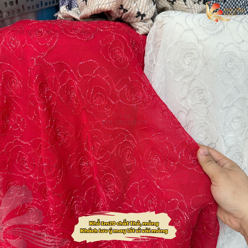 Vải thô ren thêu hoa hồng ánh kim Phượng Thúy khổ 1m20