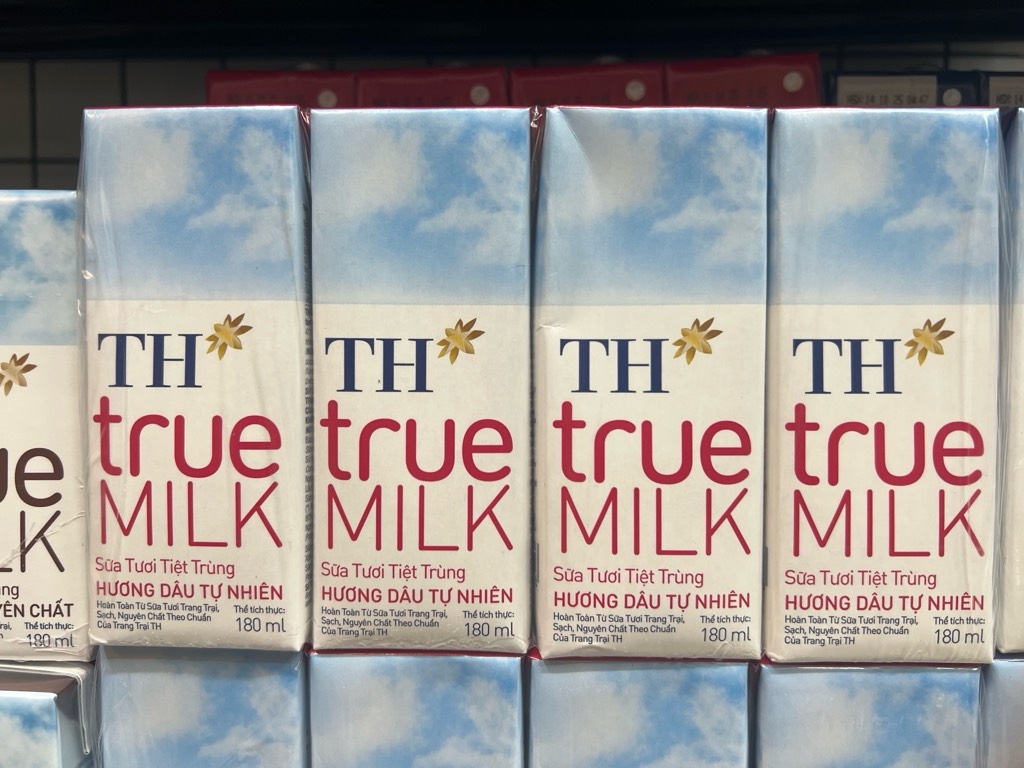 STTT hương dâu 180ml