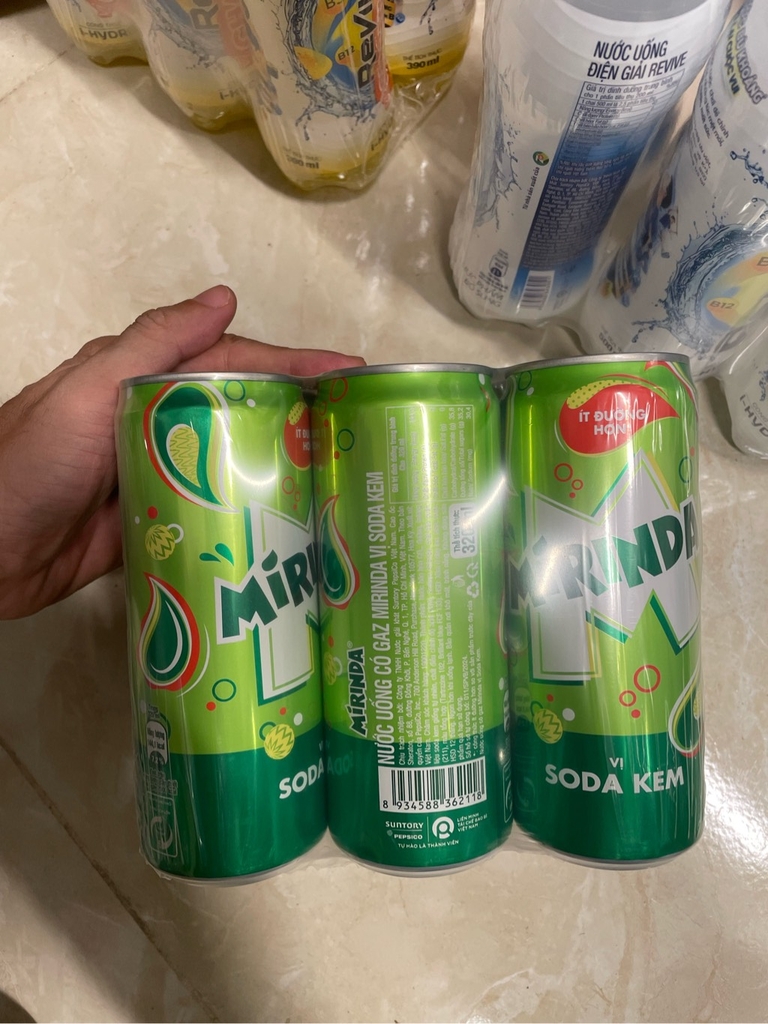 Mirinda Soda Kem lon 320ml